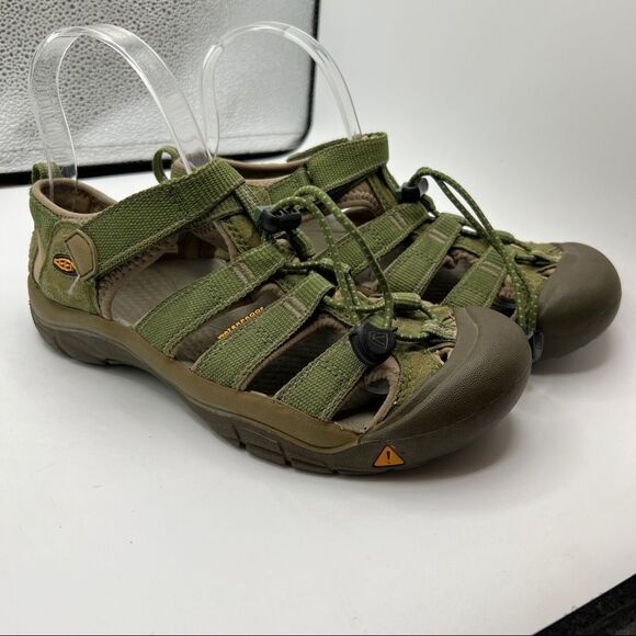 Keen Mens Newport H2 Sandals Green Washable Size 5 - Picture 1 of 12